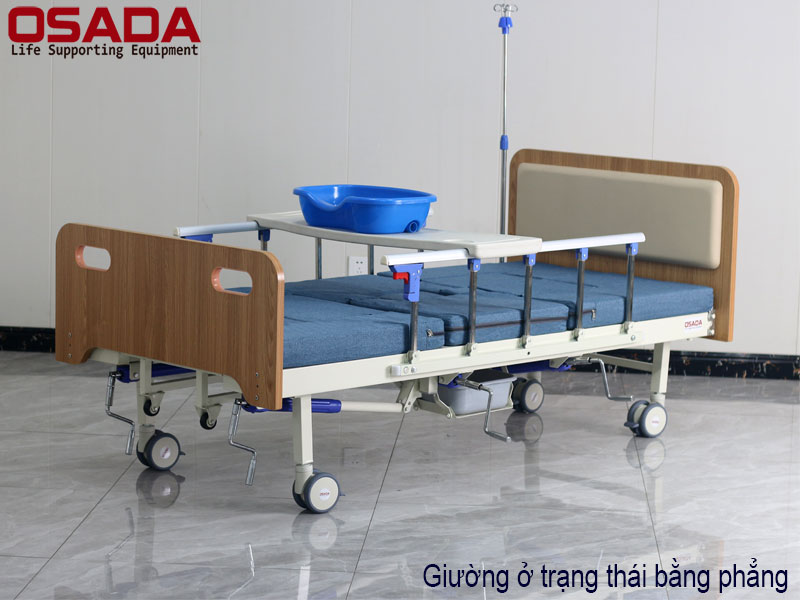 Giường bệnh nhân 4 tay quay OSADA SD-47C